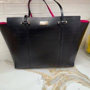 Kate Spade Black leather tote bag with magnetic closure